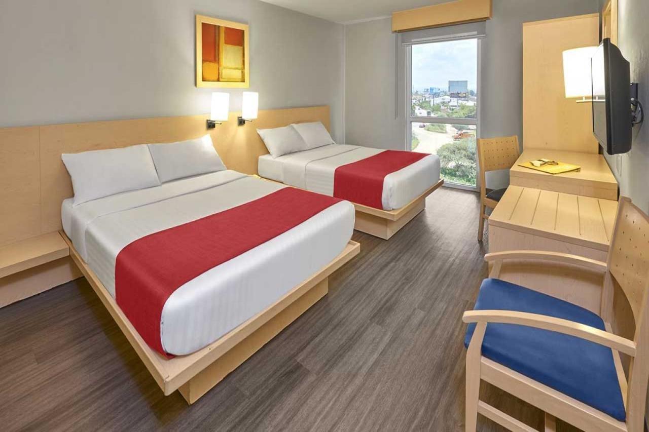 City Express Suites By Marriott Silao Aeropuerto Eksteriør billede