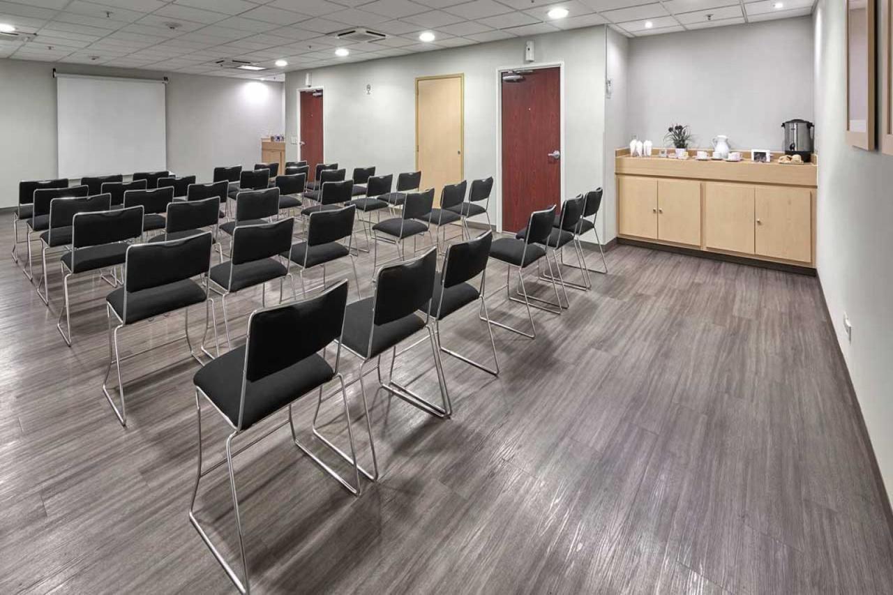 City Express Suites By Marriott Silao Aeropuerto Eksteriør billede