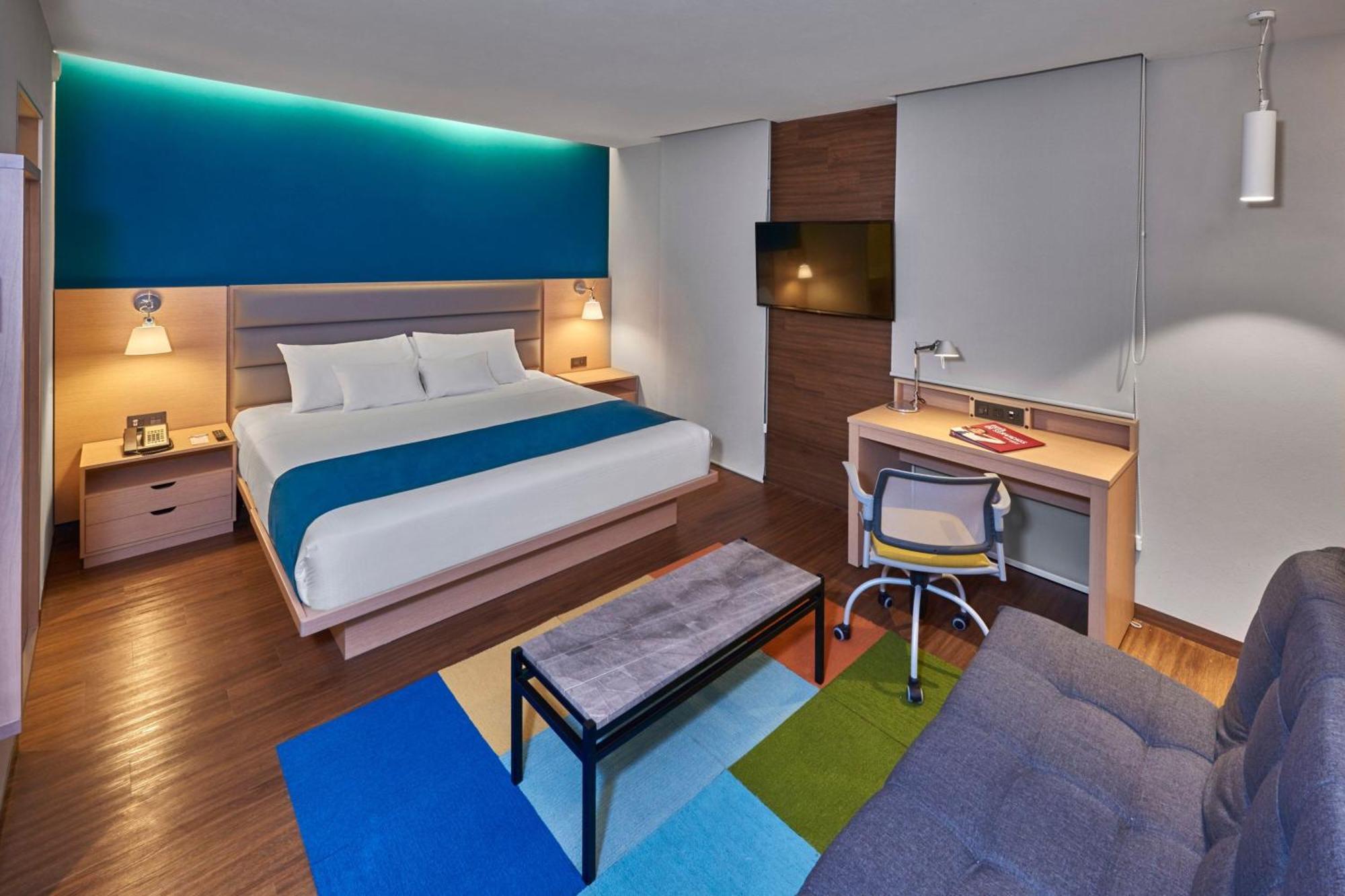 City Express Suites By Marriott Silao Aeropuerto Eksteriør billede