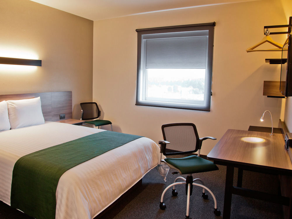 City Express Suites By Marriott Silao Aeropuerto Eksteriør billede