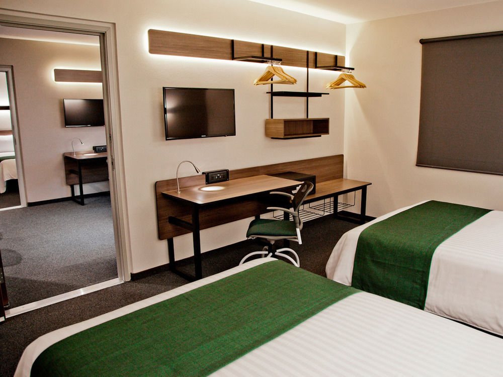 City Express Suites By Marriott Silao Aeropuerto Eksteriør billede